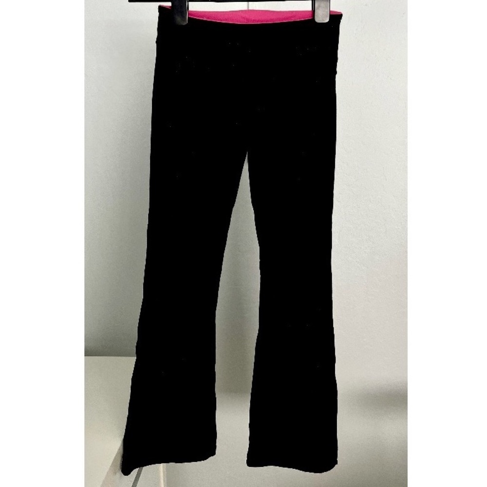 Reversible Black flared Ivivva leggings, Size 6 (kids)